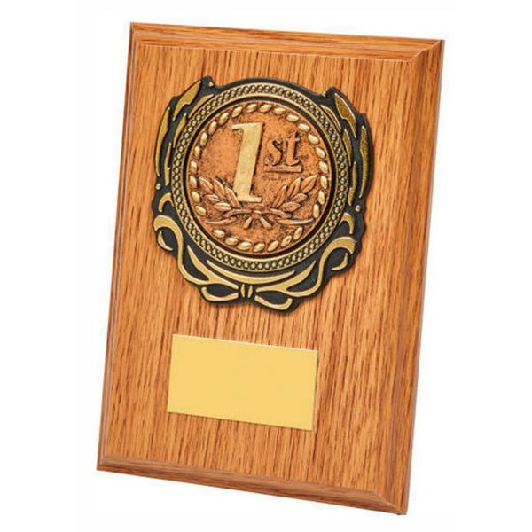 Lightwood plaque with trim
