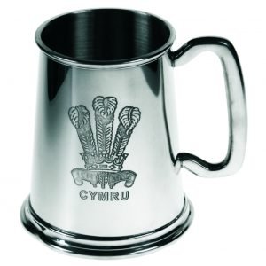 Welsh Feathers Pewter Tankard. Would make the ideal recognition or achievement award. A gift for anything Irish. Personalsied engraving available.